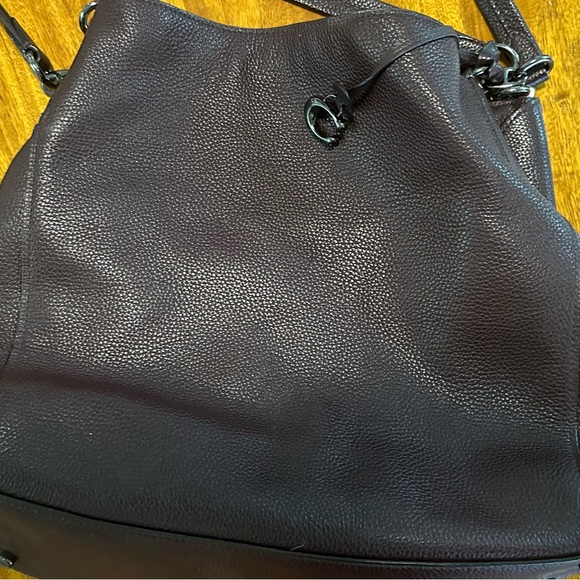 Coach bag SOLD OUT, oxblood color, pebbled leather. Gunmetal hardware. - Picture 3 of 8